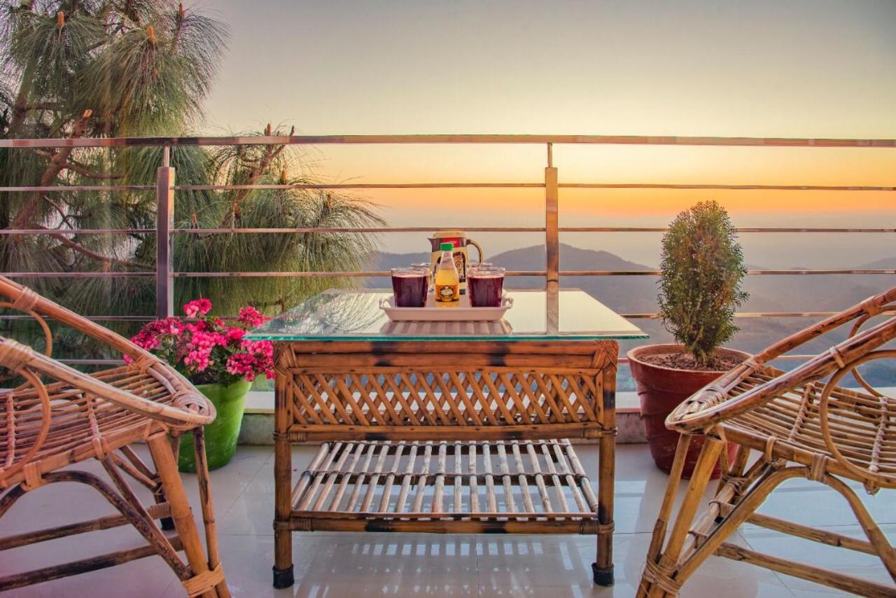 Himalyan Basera I Pvt Balcony I Serviced Apt I By Exotic Stays Kasauli Kültér fotó